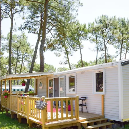 Campsite Camping Les Preveils