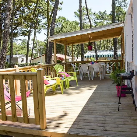 Camping Les Preveils Campsite